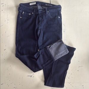 The legging super skinny fit has lots of stretch Women's Dark Blue Jeans